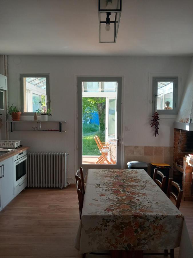 La Montagne Sud Bed & Breakfast Allemans Eksteriør bilde